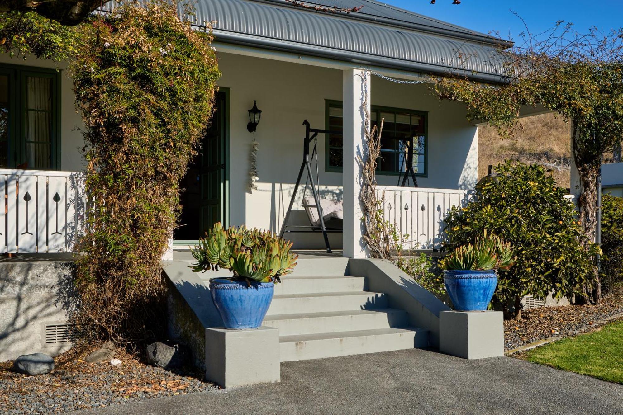 Ludstone Villa - A Charming Family Home Kaikoura Ngoại thất bức ảnh